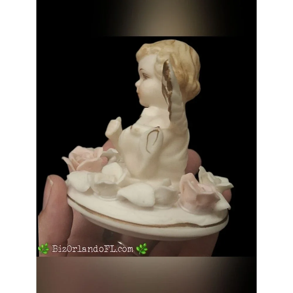 VINTAGE: Porcelain Trinket Jewelry Box Angel Playing Harp Lid Applied Roses HTF